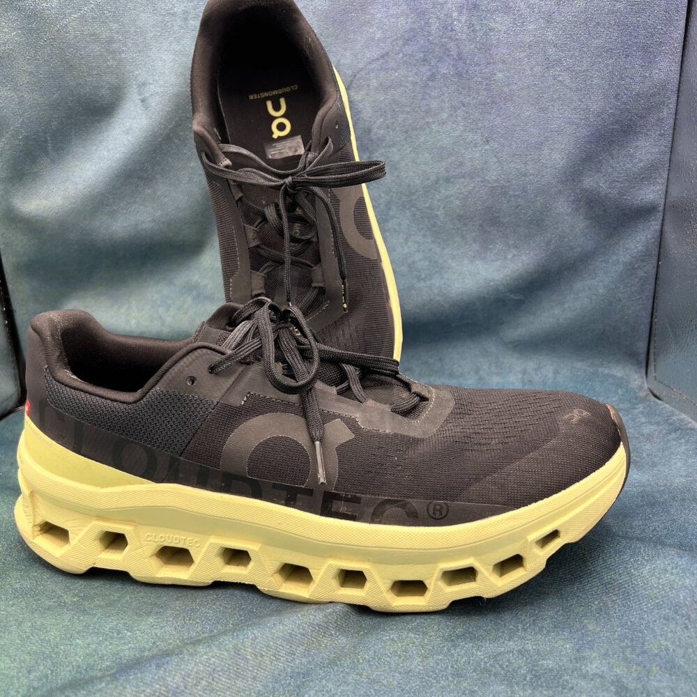 On Cloudmonster Mens Shoes Size 12 US Worn for a month
